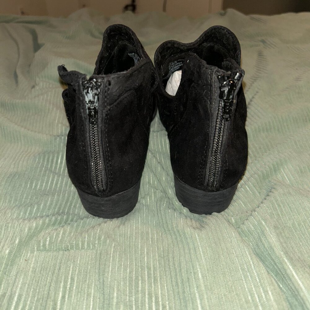 Booties - Picture 4 of 5